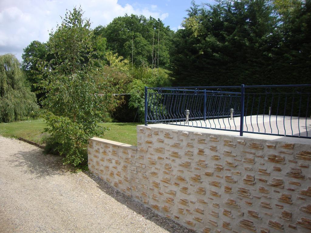 Le Refuge Des Anges Hotel Presles-et-Thierny Exterior foto
