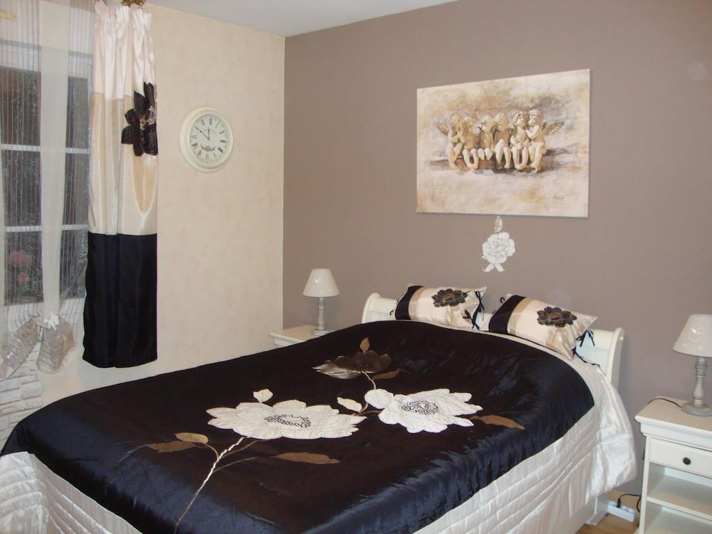 Le Refuge Des Anges Hotel Presles-et-Thierny Quarto foto